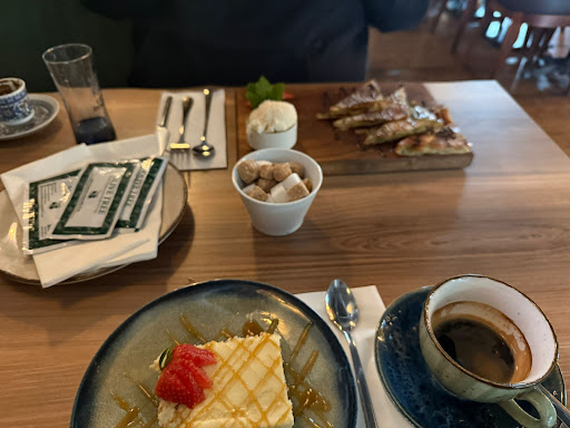 Photo of Olive Tree Turkish Mediterranean Restaurant and Bar - 199 Midsummer Blvd, Milton Keynes MK9 1EA